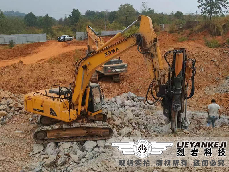 礦山液壓鑿巖機